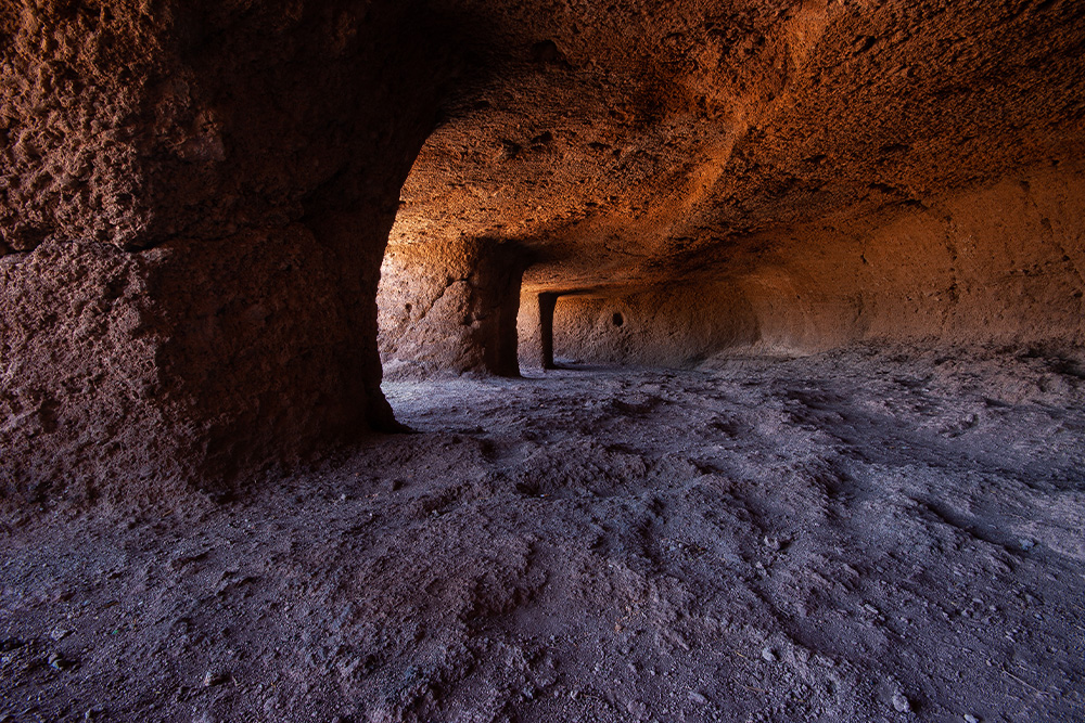 Cueva Cuatro Puertas, Grande Canarie